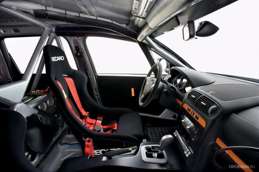Интерьер Porsche Cayenne S Transsyberia (957) 2007 года  (фото 49 из 57)